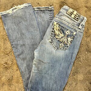 ✨ Miss Me Embroidered Bootcut Jeans – Size 27